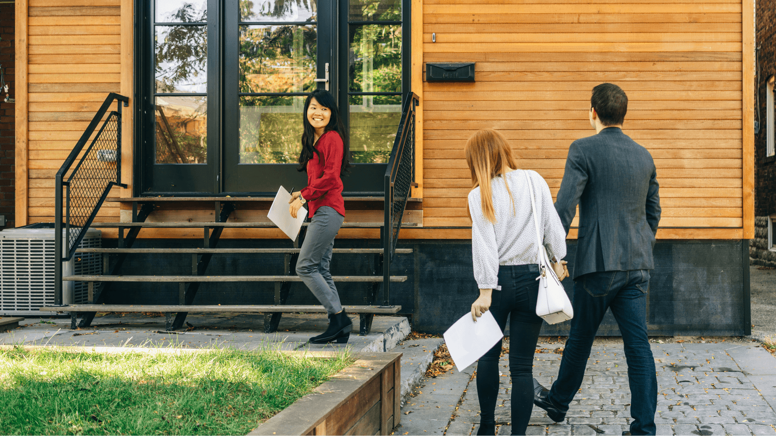 Anyone selling a property should have a robust contract to protect them, and a first class vendor statement/section 32, to ensure the sale is watertight. We have assisted thousands of Victorian vendors with selling their residential properties.